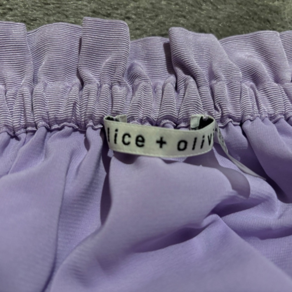 Alice +Olivia top - image 2